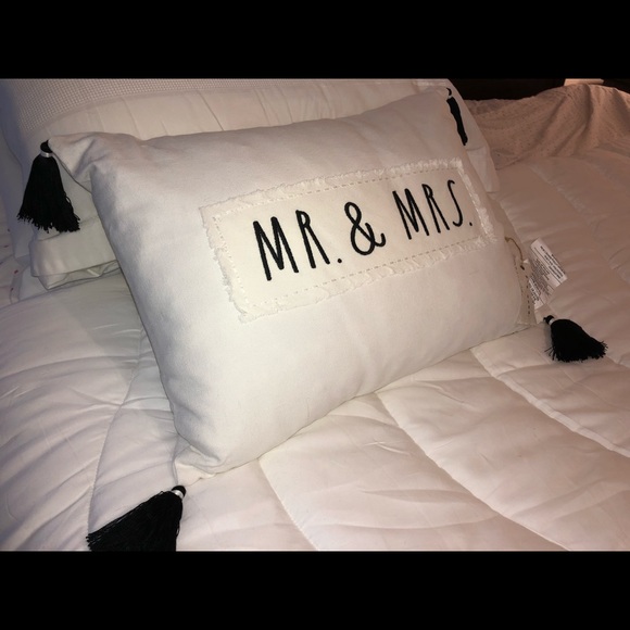 Rae Dunn | MR. & MRS. Decorative Pillow w/ Tassels - Picture 4 of 8